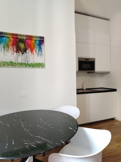 Bnb Citylifers Милано Екстериор снимка